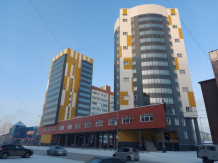 Многоквартирный жилой дом с офисными помещениями